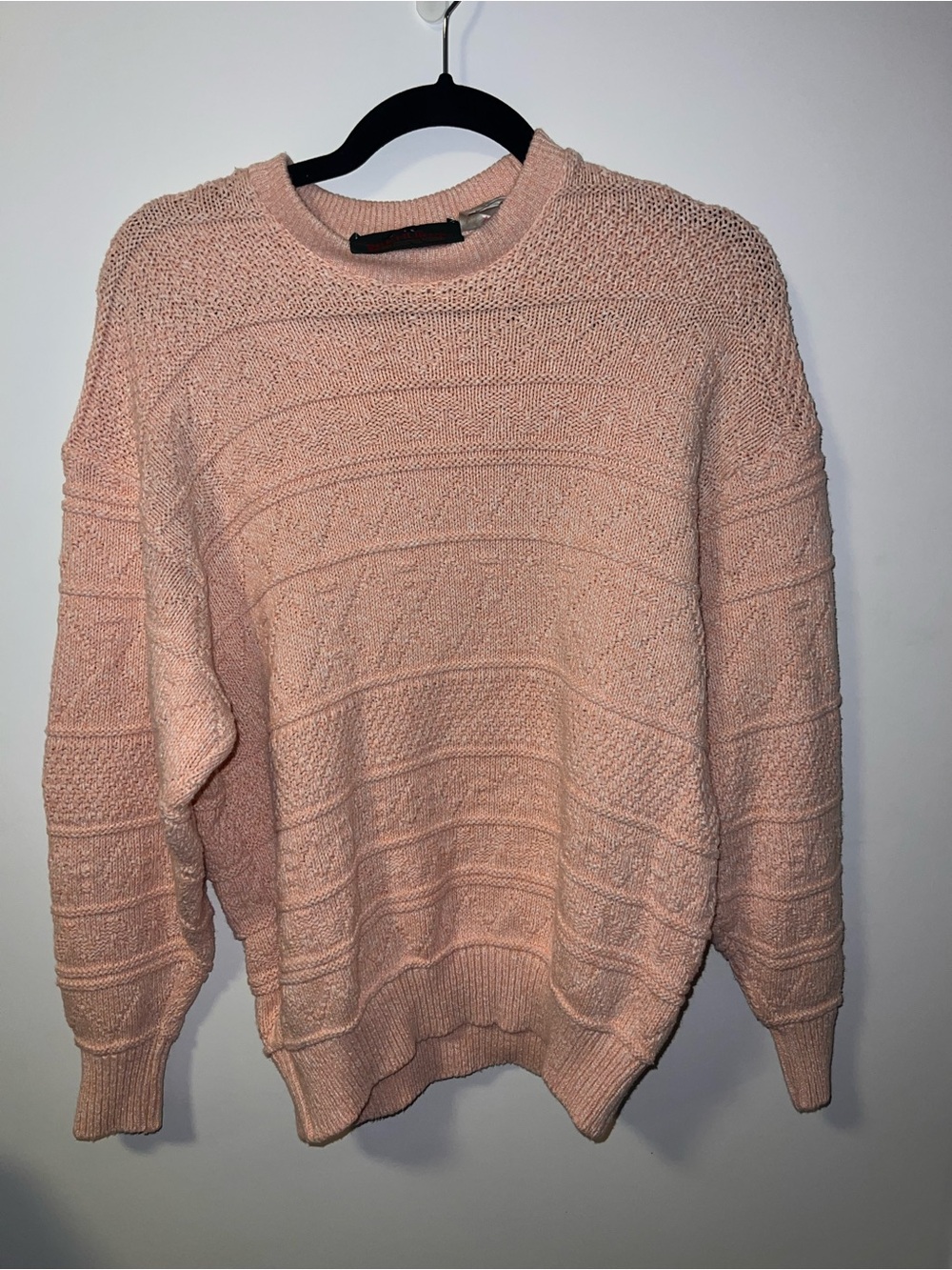 Parkhurst Textured Crewneck Sweater in Light Pink